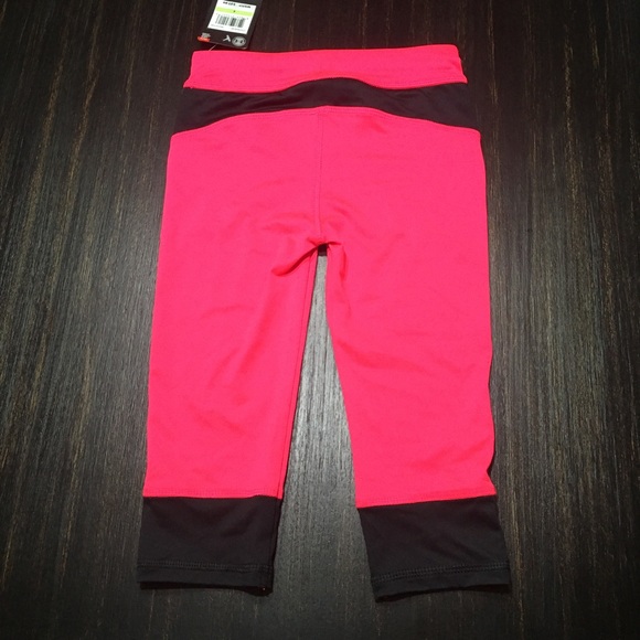 Under Armour Pink Studio Capri Leggings - Picture 2 of 8